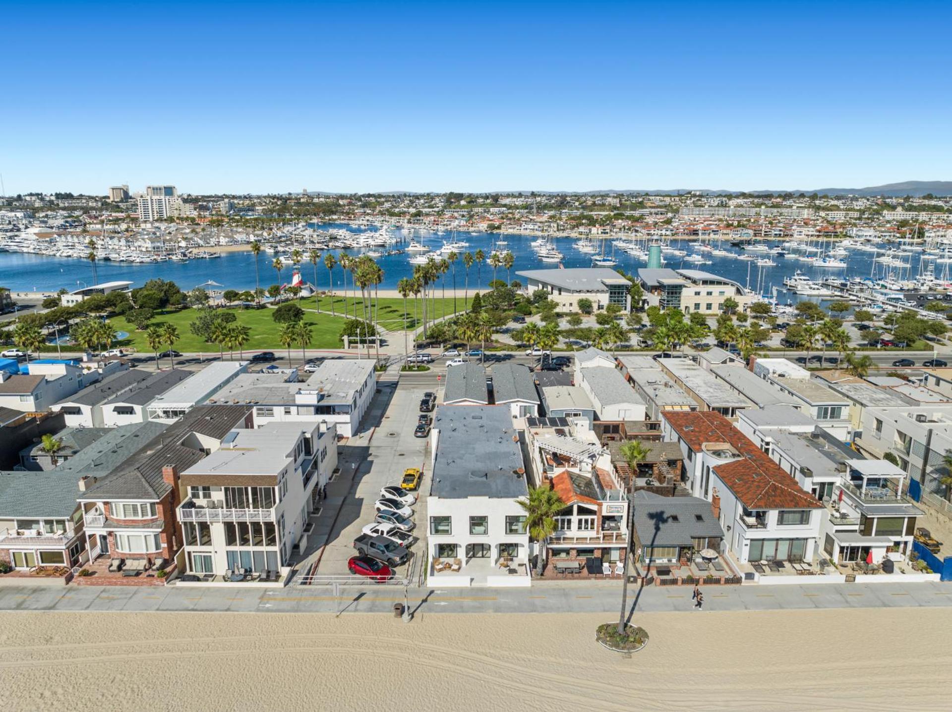 1628 West Oceanfront Oasis 8 Apartment